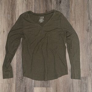 Time and Tru Olive Green Long Sleeve Henley